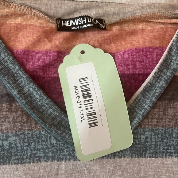 Heimish top - wrinkle free material - Picture 2 of 3